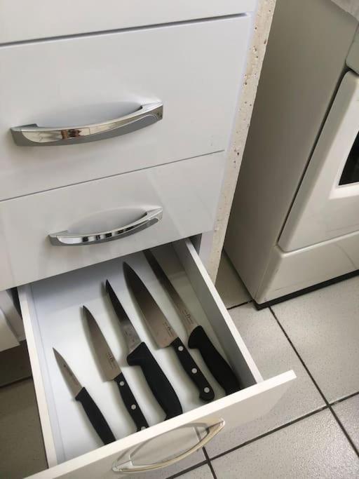 Apartamento Climatizado Marília Eksteriør bilde