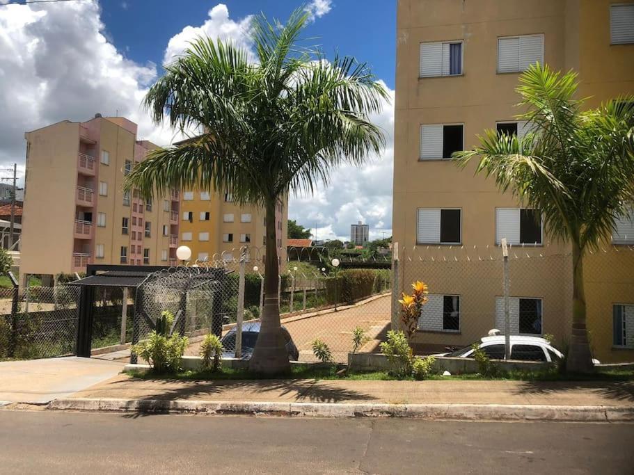 Apartamento Climatizado Marília Eksteriør bilde